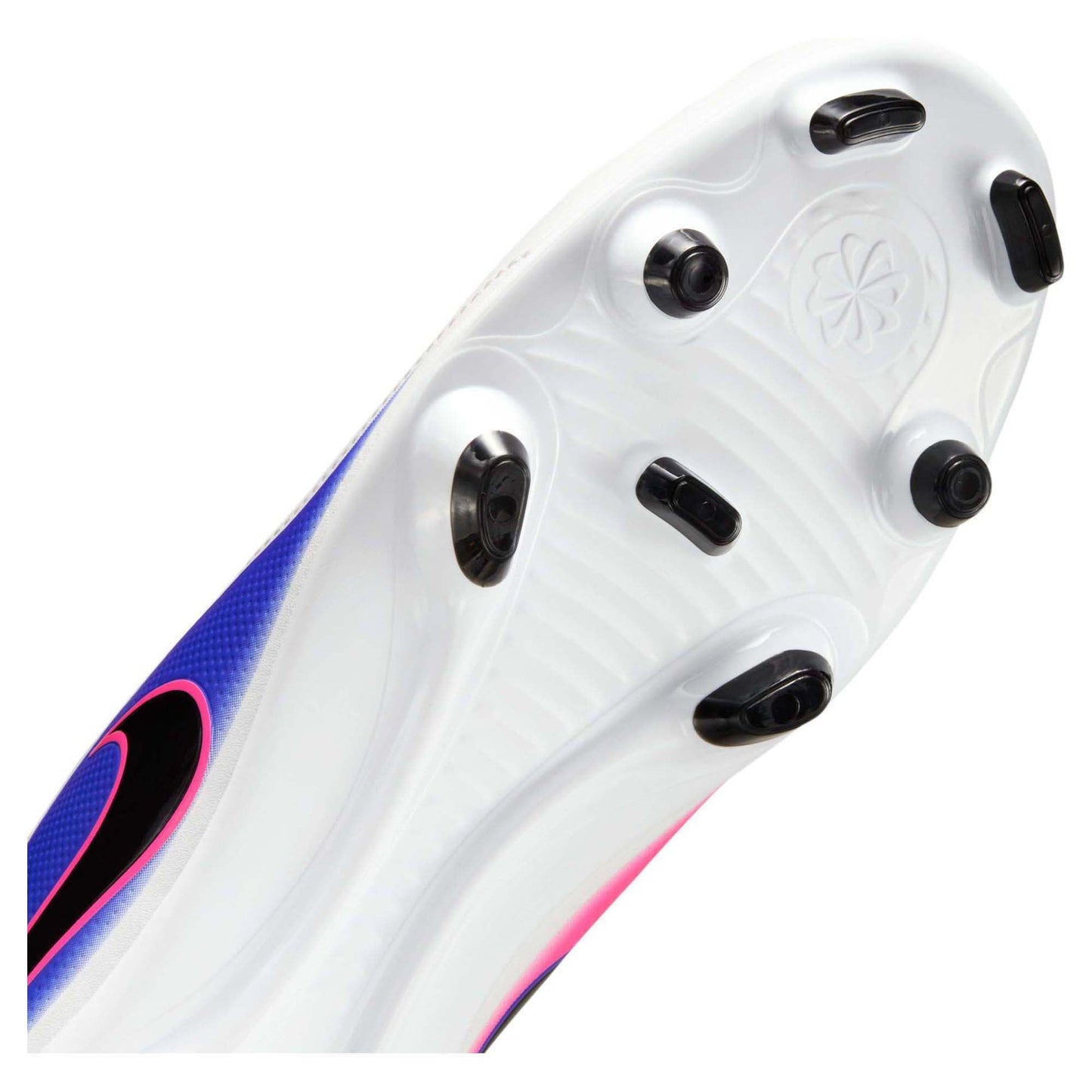 Tiempo Maestro Club Multi Ground Low Top Men's Football Boots