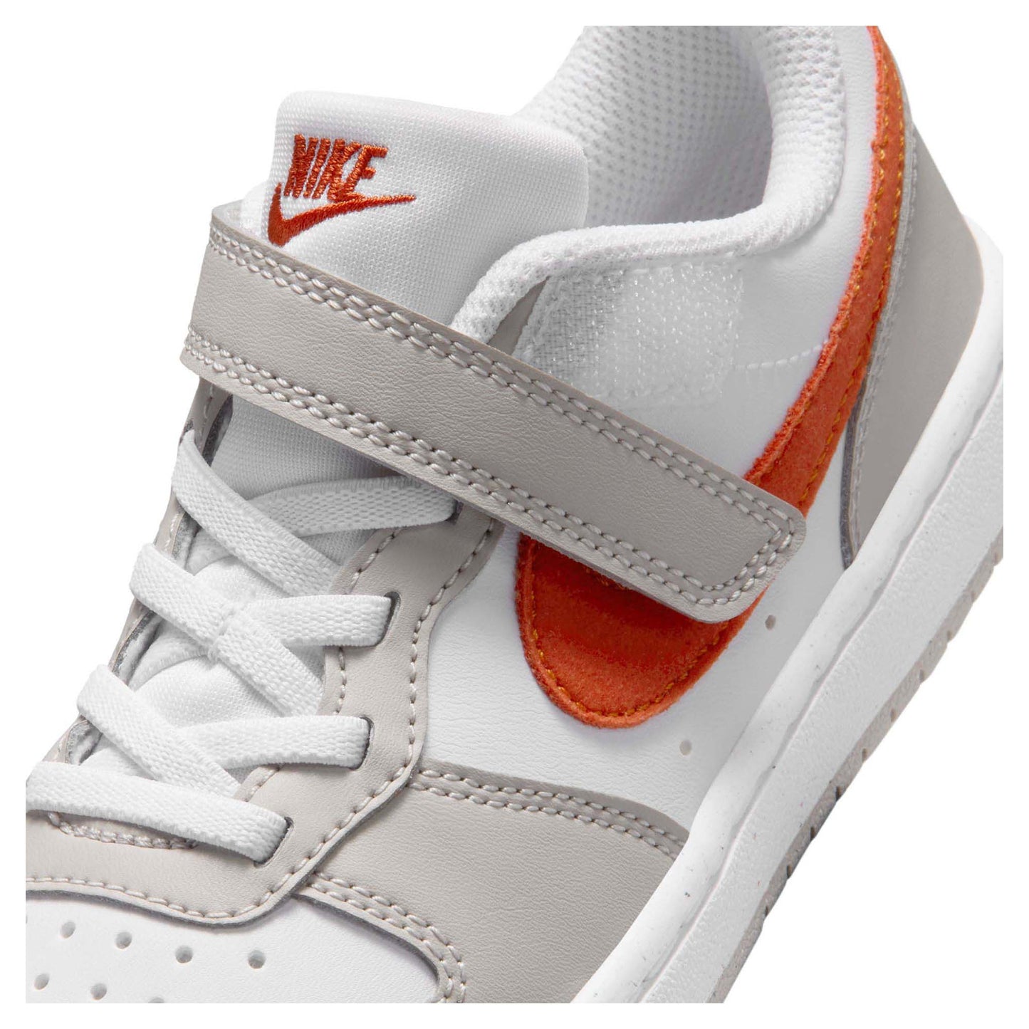 Court Borough Low Essential+ Kid's Sportswear Shoes