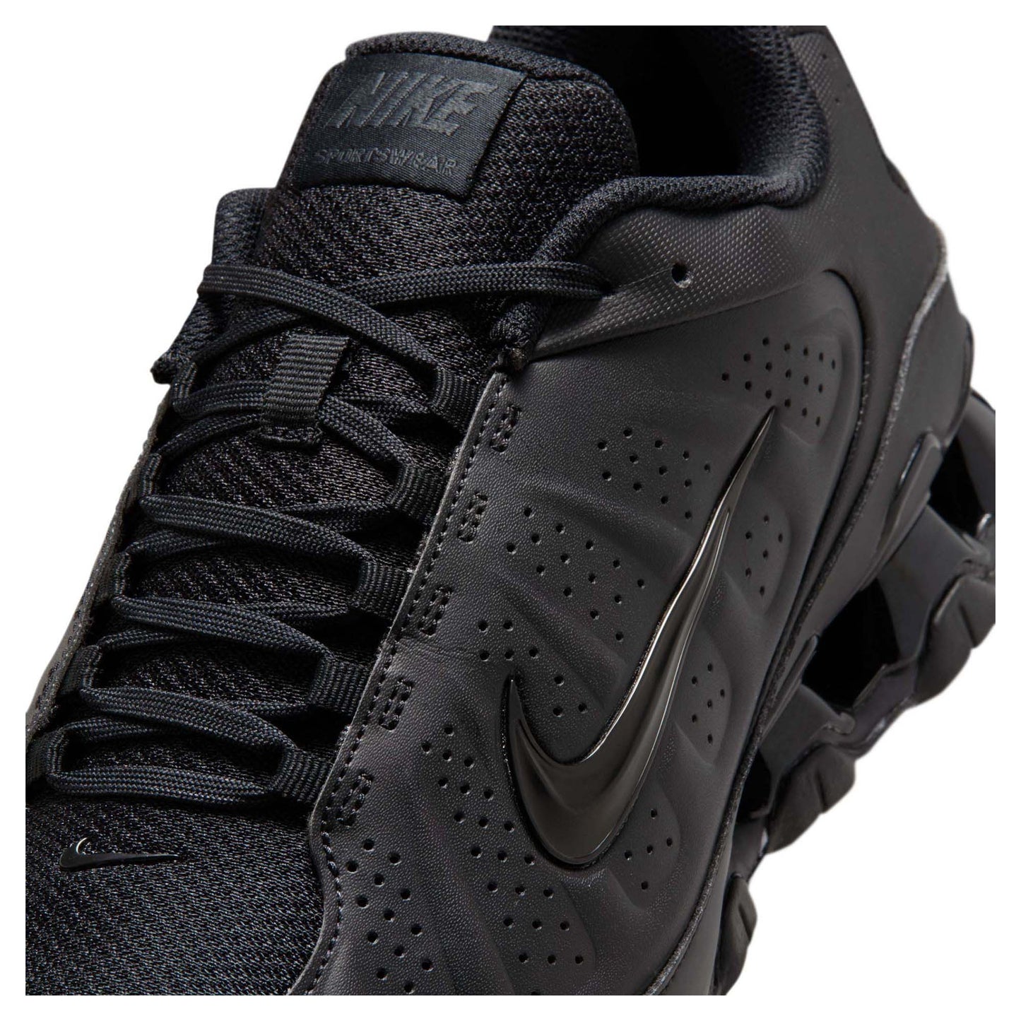 Reax 8 Men's Sportswear Shoes