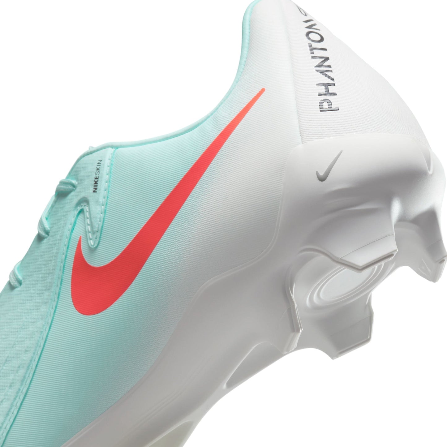 Nike Phantom GX 2 Academy MG Low Top Soccer Cleats