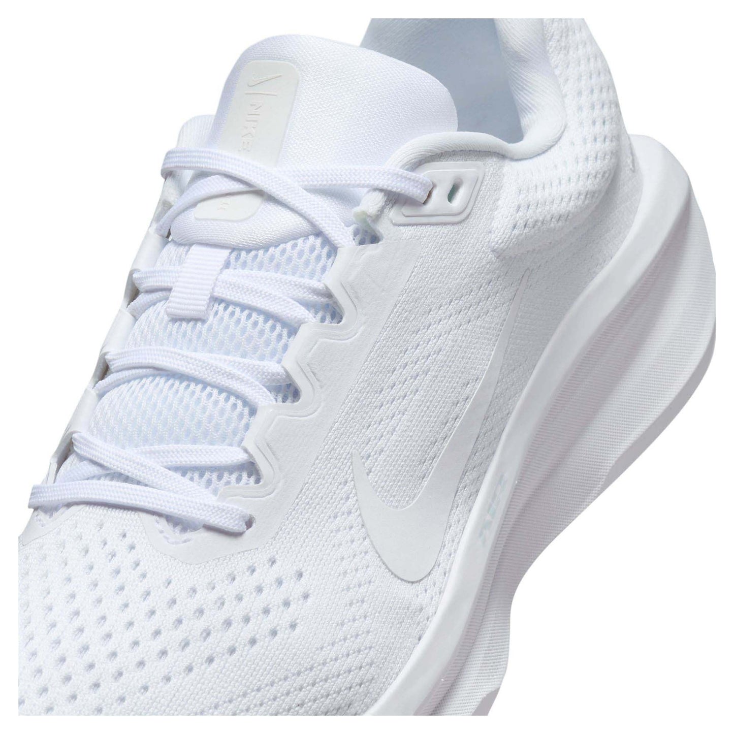 Winflo 11 Women's Road Running Shoes