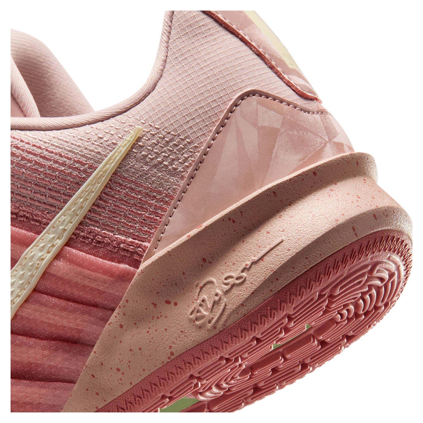Sabrina 3 Unisex Basketball Shoes