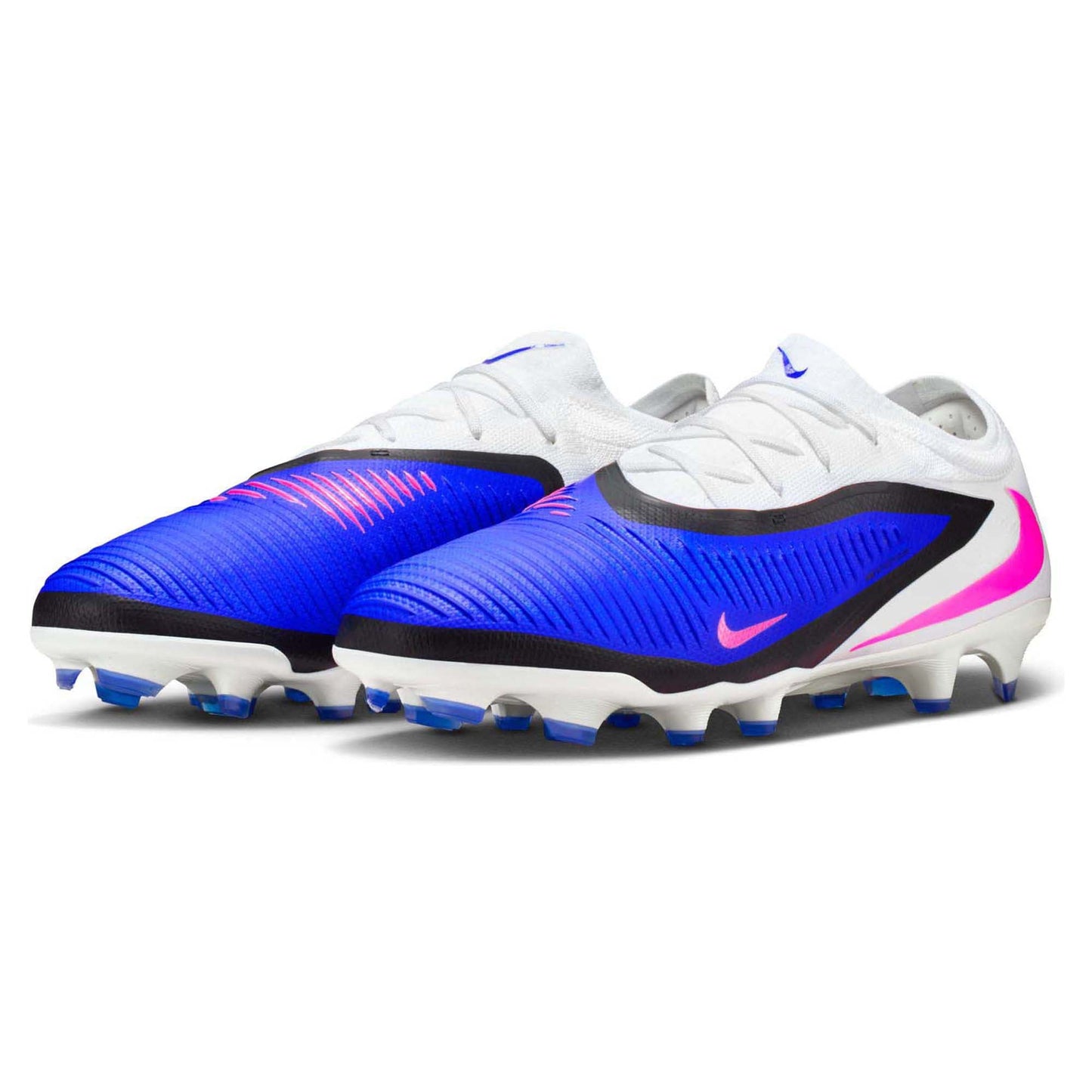 Phantom 6 Pro Firm Ground Low Top Men's Football Boots