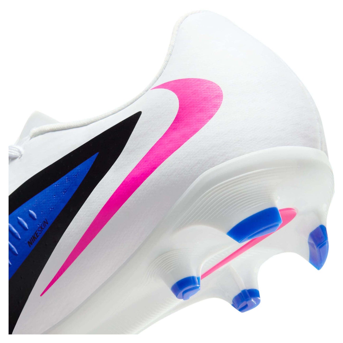 Phantom 6 Low Academy Multi Ground Low Top Men's Football Boots