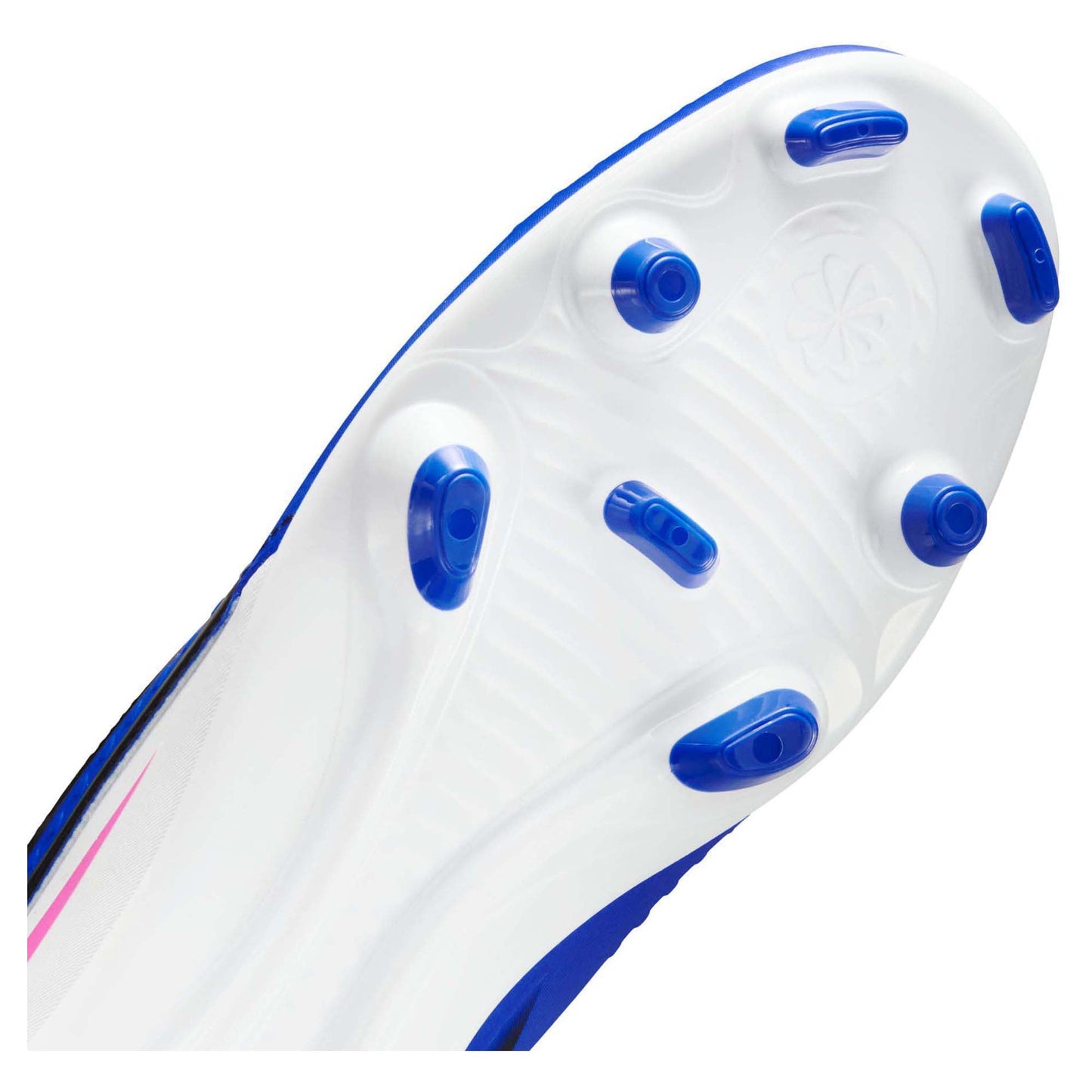Phantom 6 Low Club Multi Ground Men's Football Boots
