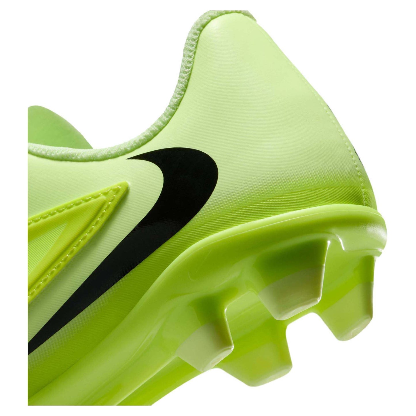 Jr. Phantom 6 Club Low Top Multi Ground Junior's Football Boots