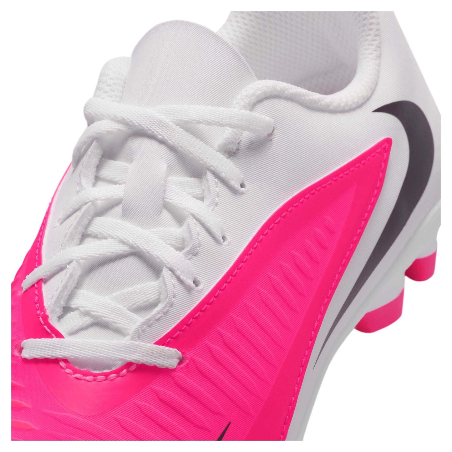 Jr. Phantom 6 Club Multi Ground Low-Top Junior's Football Boots