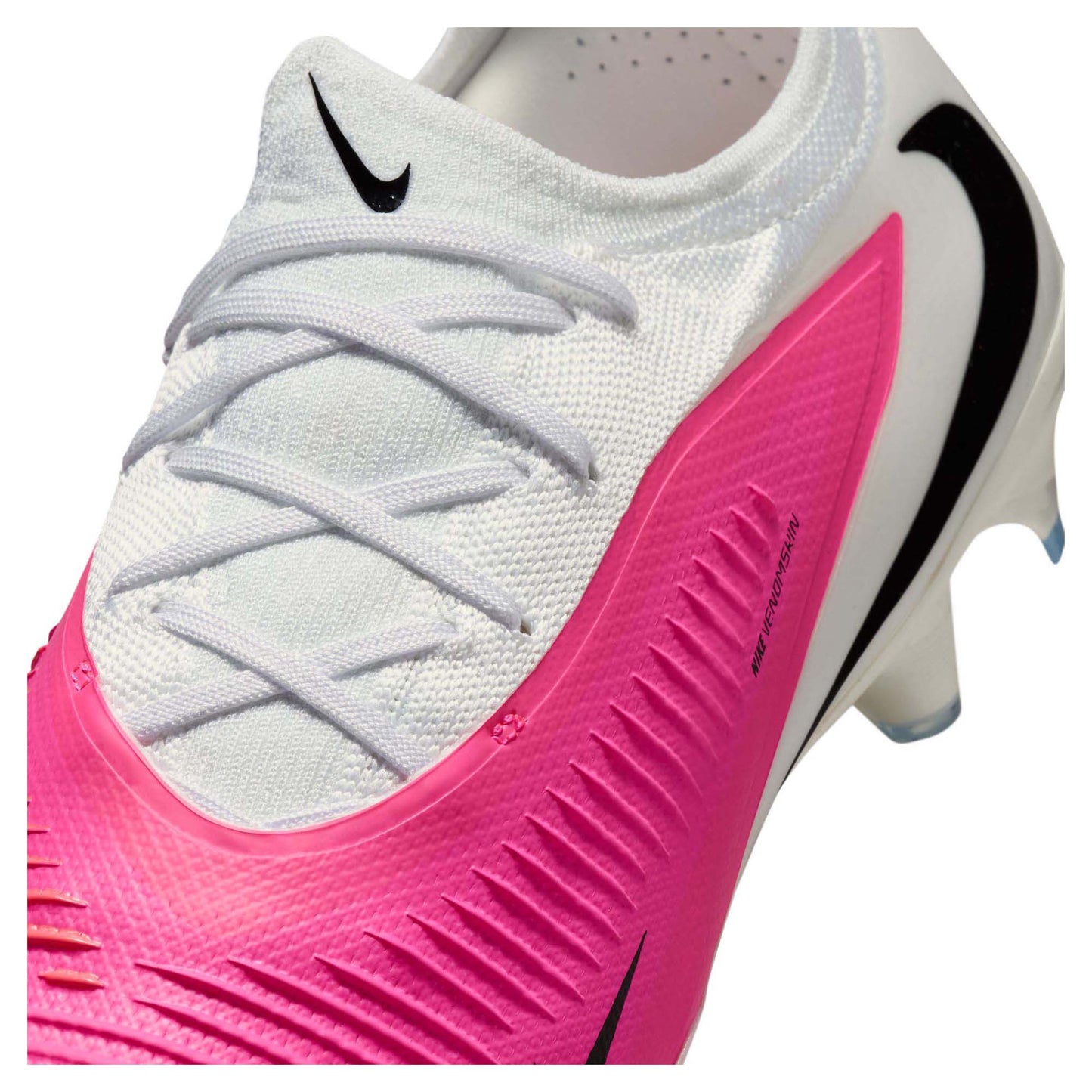 Phantom 6 Pro Firm Ground Low-Top Men's Football Boots