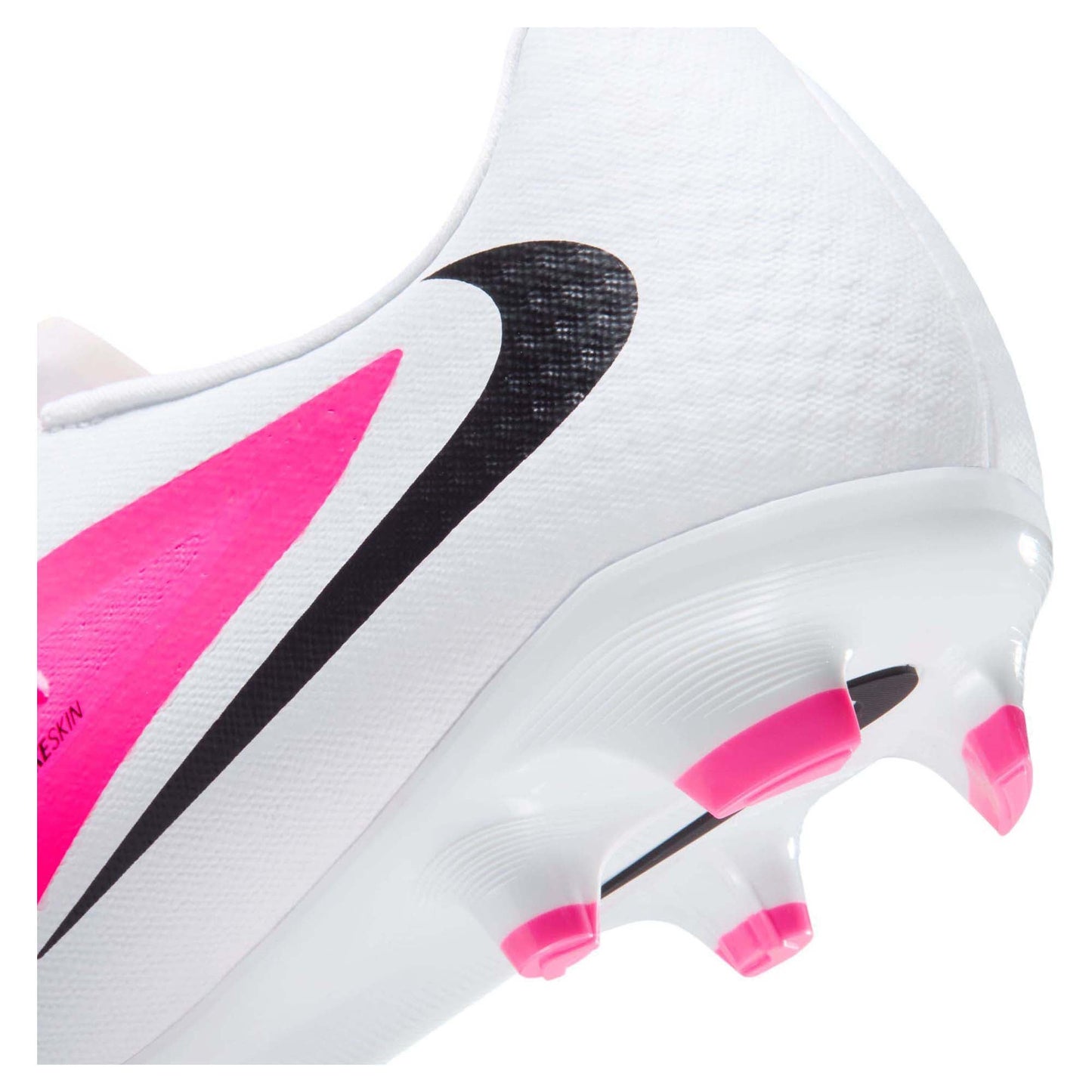 Phantom 6 Academy Multi Ground Low-Top Men's Football Boots