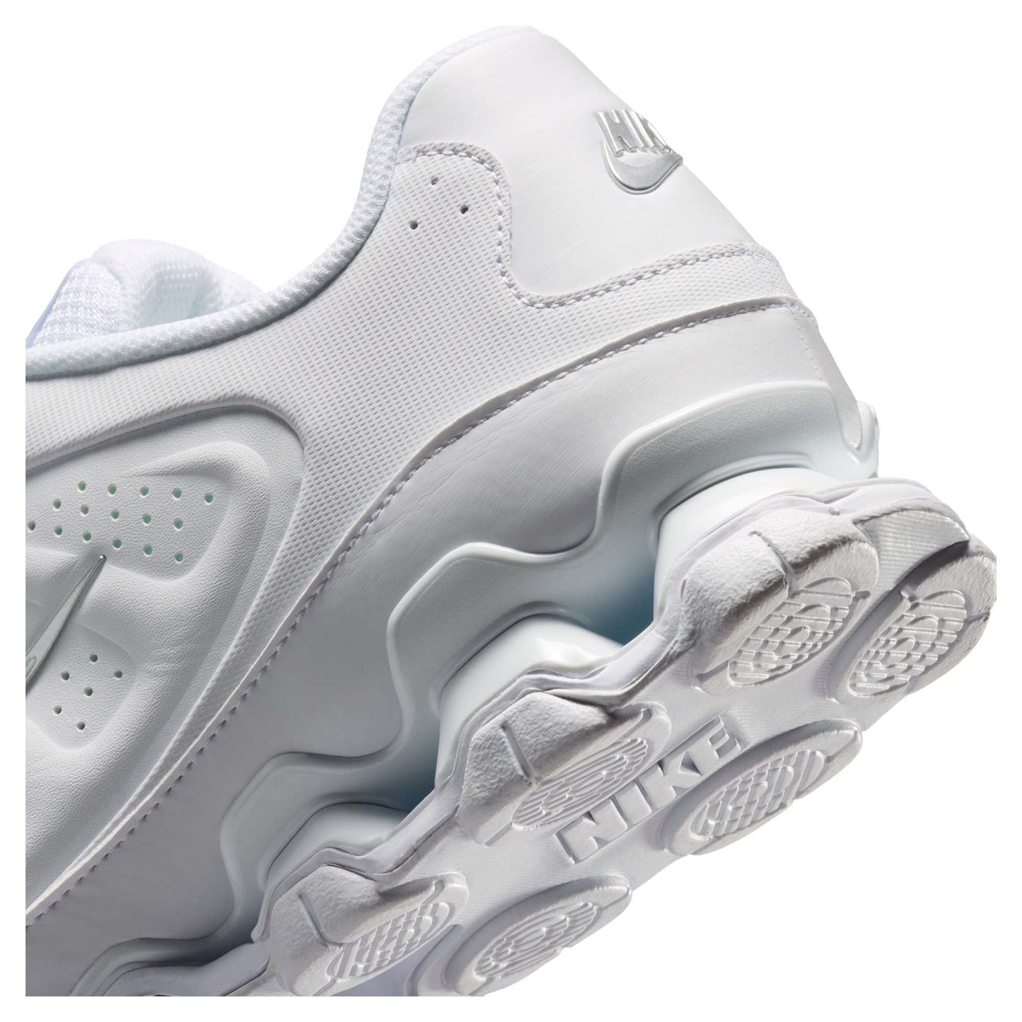 Reax 8 Men's Sportswear Shoes